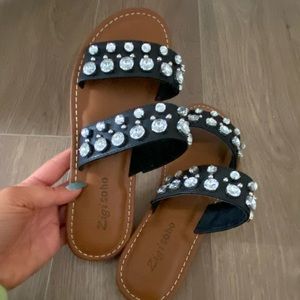 NWOT black rhinestone and stud sandals